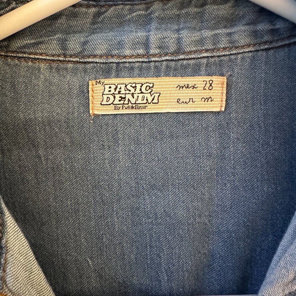 Pull & Bear Chambray / Denim-Like Button Down Shi… - image 3